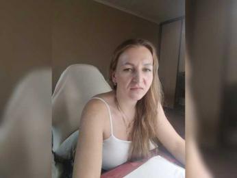 Velvixa webcam model stream image