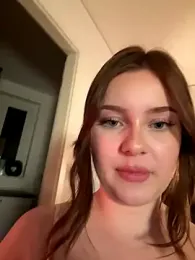 MaribelRiver webcam model stream image