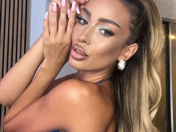 ArianaKroft webcam model stream image