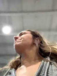 lunagirl13 webcam model stream image