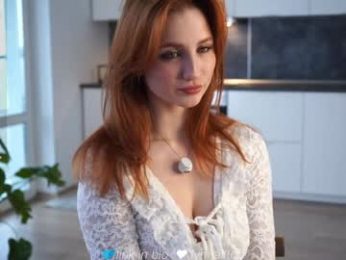 lynnalltop webcam chaturbate model stream image