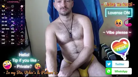 RealManHaveHairy webcam stripchat model stream image