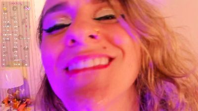 GinnaGrace webcam model stream image