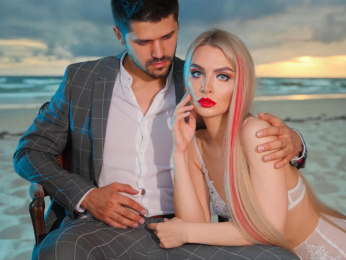 DennisLina webcam model stream image