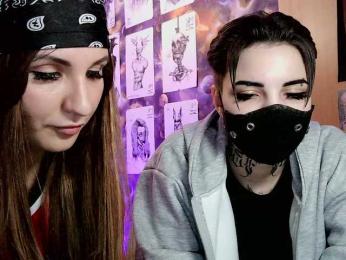 Dark-Pictur- webcam model stream image