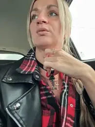 EvvaMur webcam model stream image