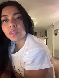 PetitLumiere webcam model stream image