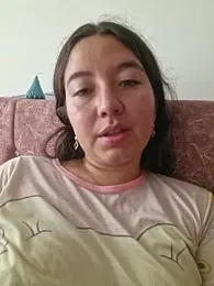 annyaparis webcam stripchat model stream image