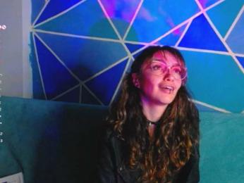 Elizabeth911 webcam bongacams model stream image