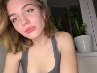 loreneevanchyk webcam model stream image