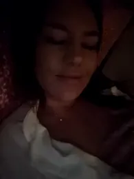 Nina24 webcam model stream image