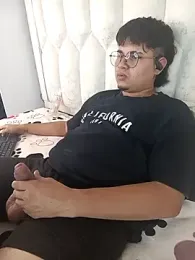 Alejandro_b0y webcam model stream image