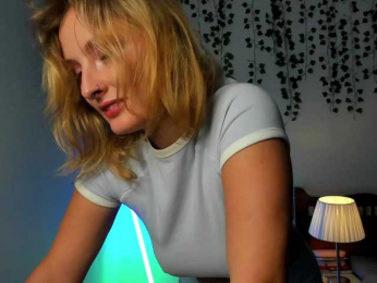 Ariana-Sunset webcam model stream image