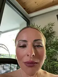 EmaSalis webcam model stream image