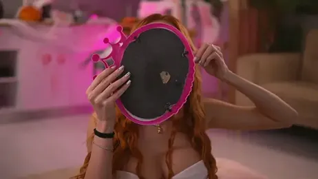 ButterflyLeah webcam model stream image