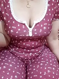 Malika_695 webcam model stream image