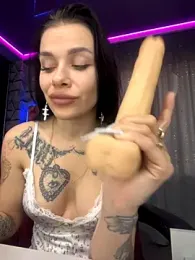 Queen_of_pain webcam model stream image