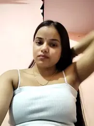 Ruchi_1 webcam stripchat model stream image
