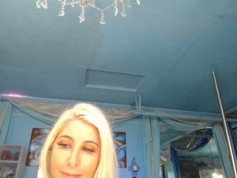 adrianna_fox webcam model stream image