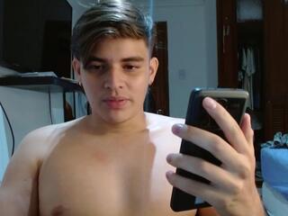 Xandeer Collins webcam model stream image