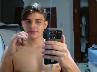 Xandeer Collins webcam model stream image