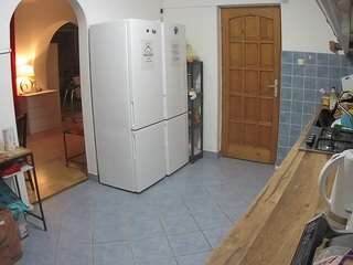 voyeurcam-julmodels-kitchen webcam model stream image