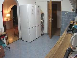 voyeurcam-julmodels-kitchen webcam model stream image