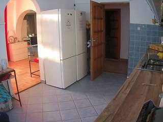 voyeurcam-julmodels-kitchen webcam model stream image