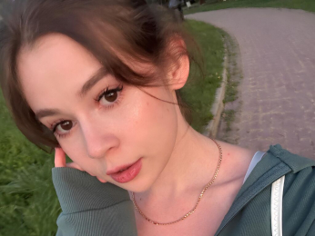 MozelleSchenz webcam livejasmin model stream image