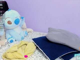 sara-mia webcam model stream image