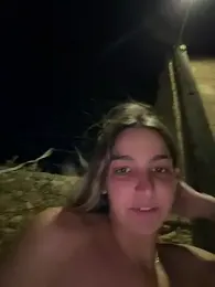 DoriDelux66 webcam stripchat model stream image