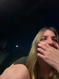 DoriDelux66 webcam model stream image