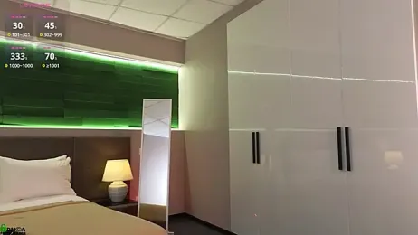 Rina_Red webcam model stream image