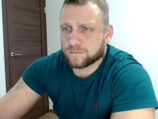 b-l-o-n-d webcam model stream image