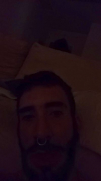 Jahustin webcam model stream image