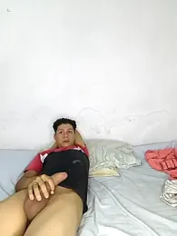 geroAguilar webcam stripchat model stream image