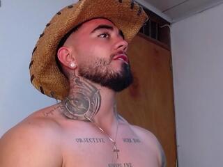 Tommy Blessd webcam model stream image