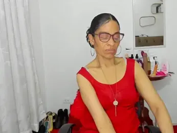 Aries_Mature webcam model stream image