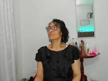 Aries_Mature webcam model stream image