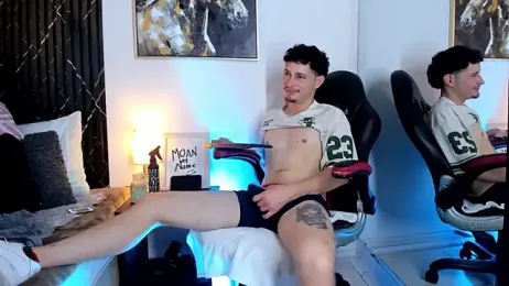 Alexlux1 webcam stripchat model stream image
