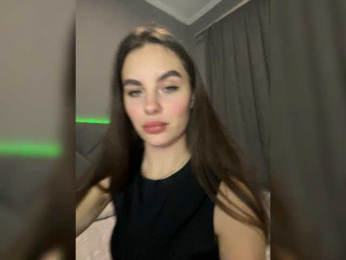 VALERIYAAA webcam model stream image