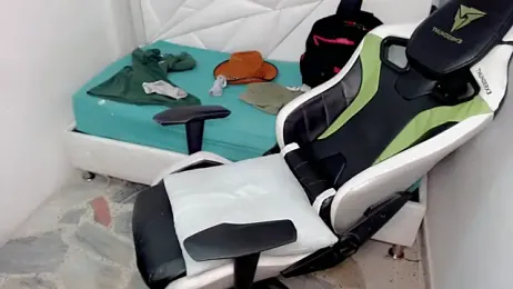 Liarr_ webcam stripchat model stream image