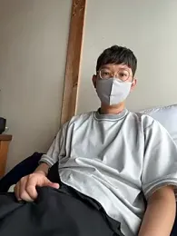 tom19899q webcam model stream image