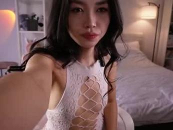 yourlittlesunrise_ webcam model stream image
