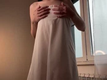 yourlittlesunrise_ webcam model stream image