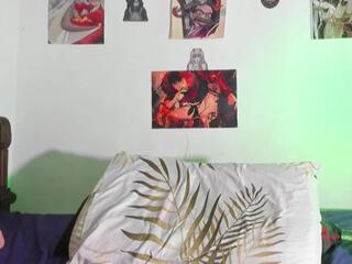 Camila Ginger webcam model stream image