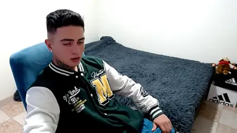 santii_ss webcam model stream image