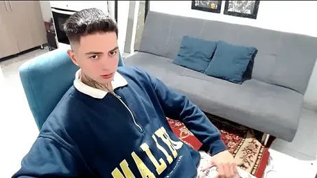 santii_ss webcam model stream image