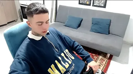 santii_ss webcam stripchat model stream image