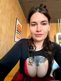 TattooGirlAlia webcam model stream image